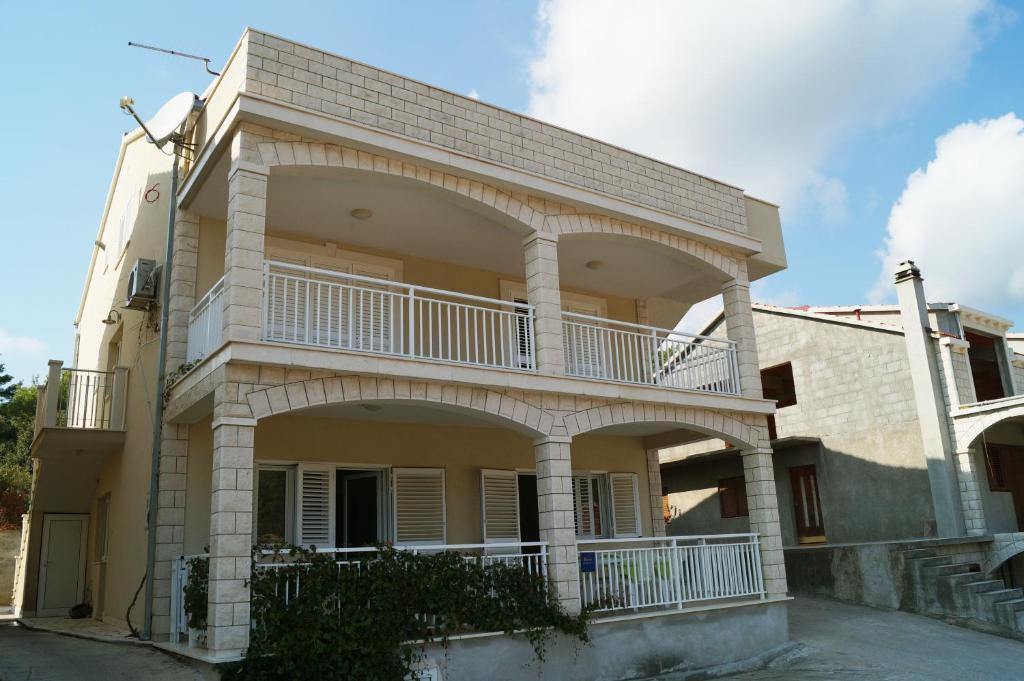 Apartments Morgen Brna Exterior foto